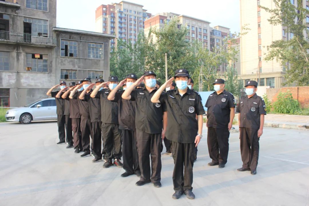 德州市恒威安保服務(wù)有限公司組織開(kāi)展培訓練兵活動(dòng)系列一